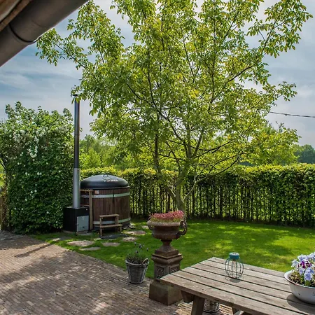 Meidoornhoeve * Lage Mierde